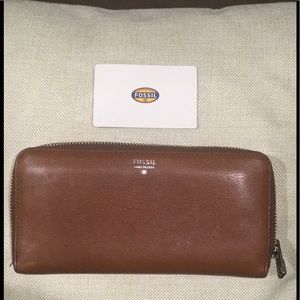 Fossil wallet